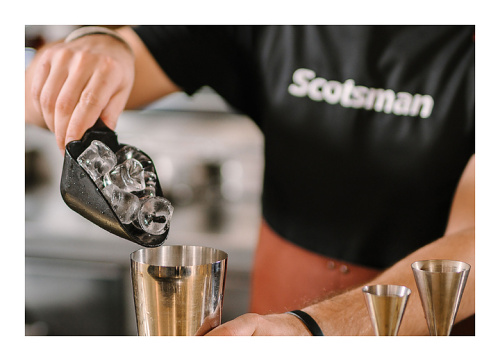 Льдогенератор SCOTSMAN AXG M 47 AS 25 кг/сутки черный фото 6